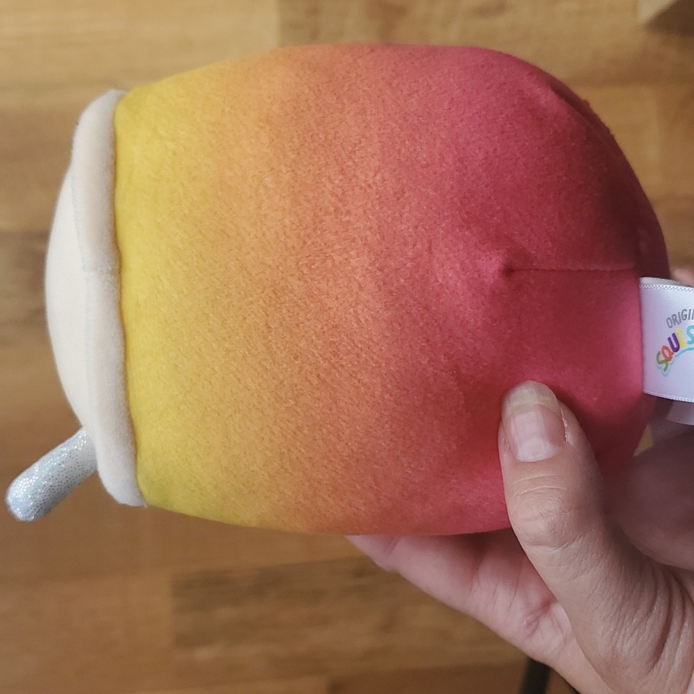 Squishmallows Bergit the Boba 8" - Picture 6 of 9